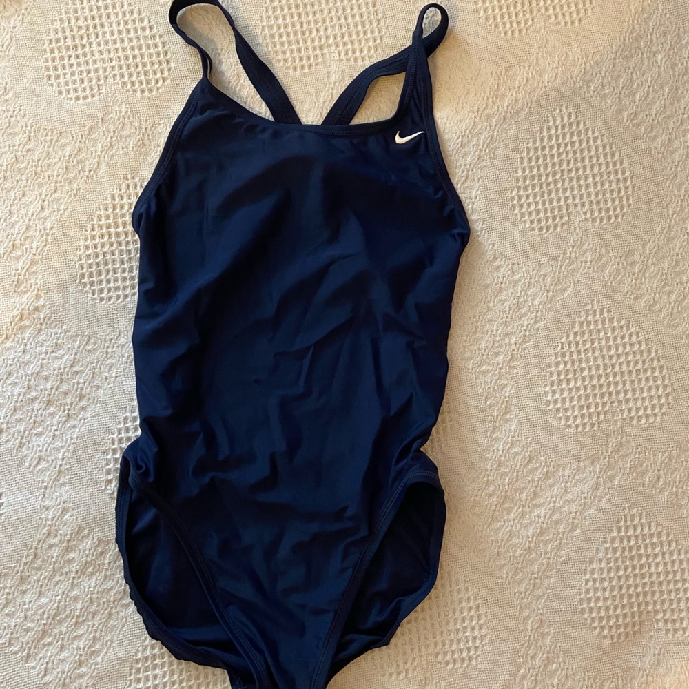 Bathing suit - Picture 2 of 9